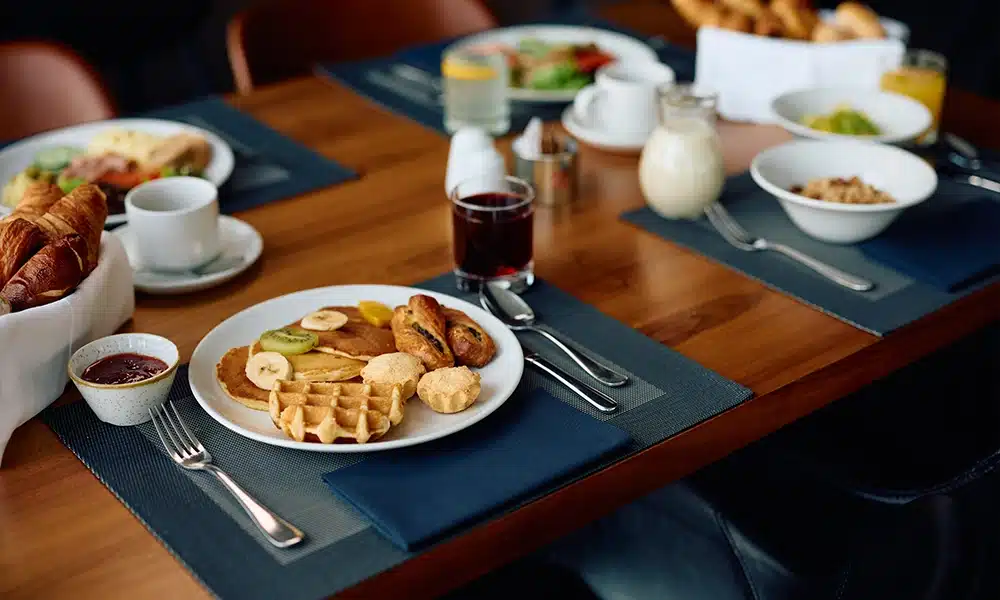 25mm premium laminate restaurant table top with food on top