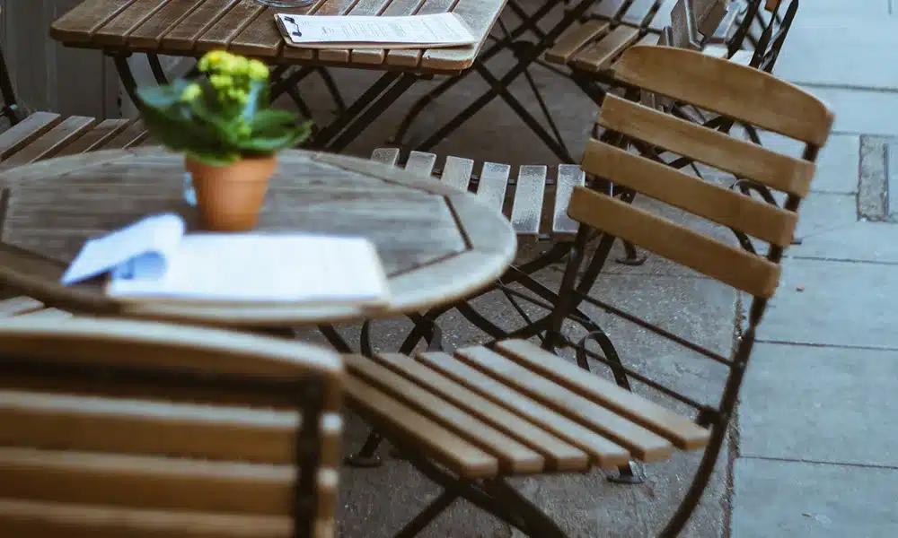 Teak Outdoor tables and chairs for commercial settings in the UK